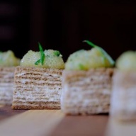 Канапе с щучьей икрой 30 гр