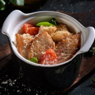 Салат Цезарь с курицей